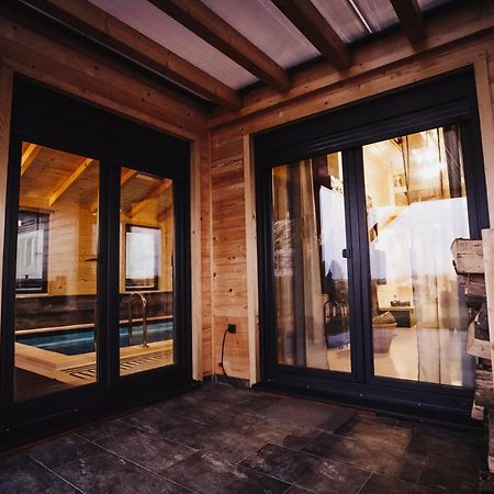 Holiday Home Nightswim Inn Vrbovec Exteriör bild