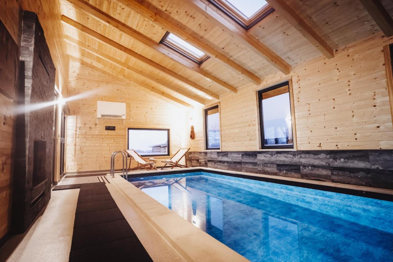 Holiday Home Nightswim Inn Vrbovec Exteriör bild